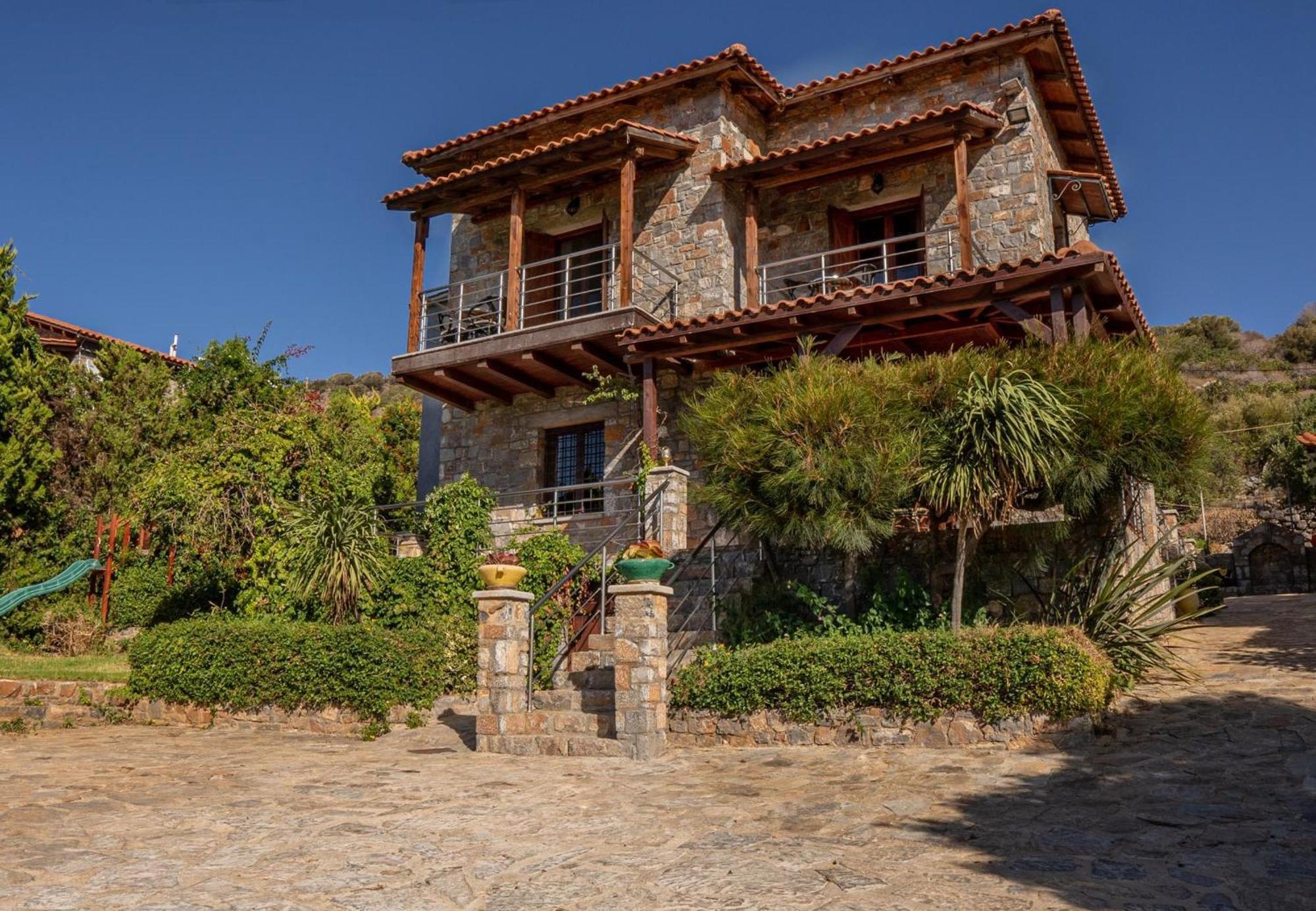 Iris Stone Built Villa Mílatos Exterior foto